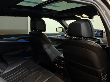 BMW 530E Touring M-Sport Package x-Drive Berninagrau Bernsteineffekt Metallic BMW