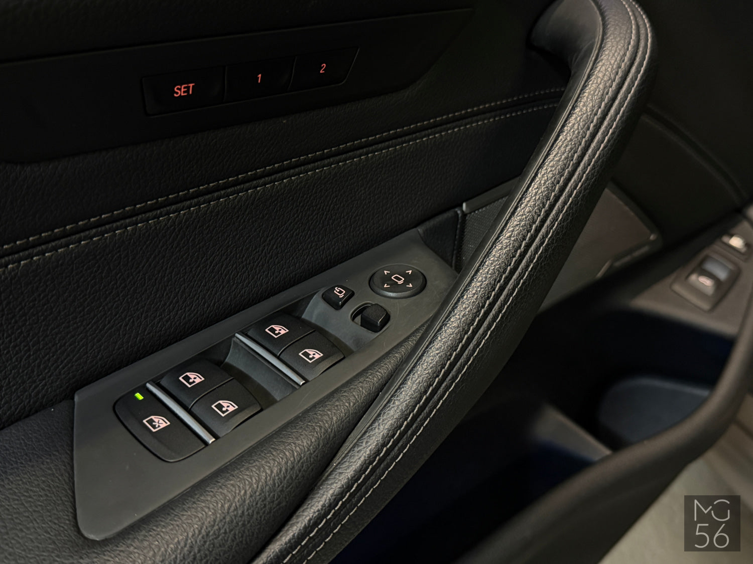 BMW 530E Touring M-Sport Package x-Drive Berninagrau Bernsteineffekt Metallic BMW