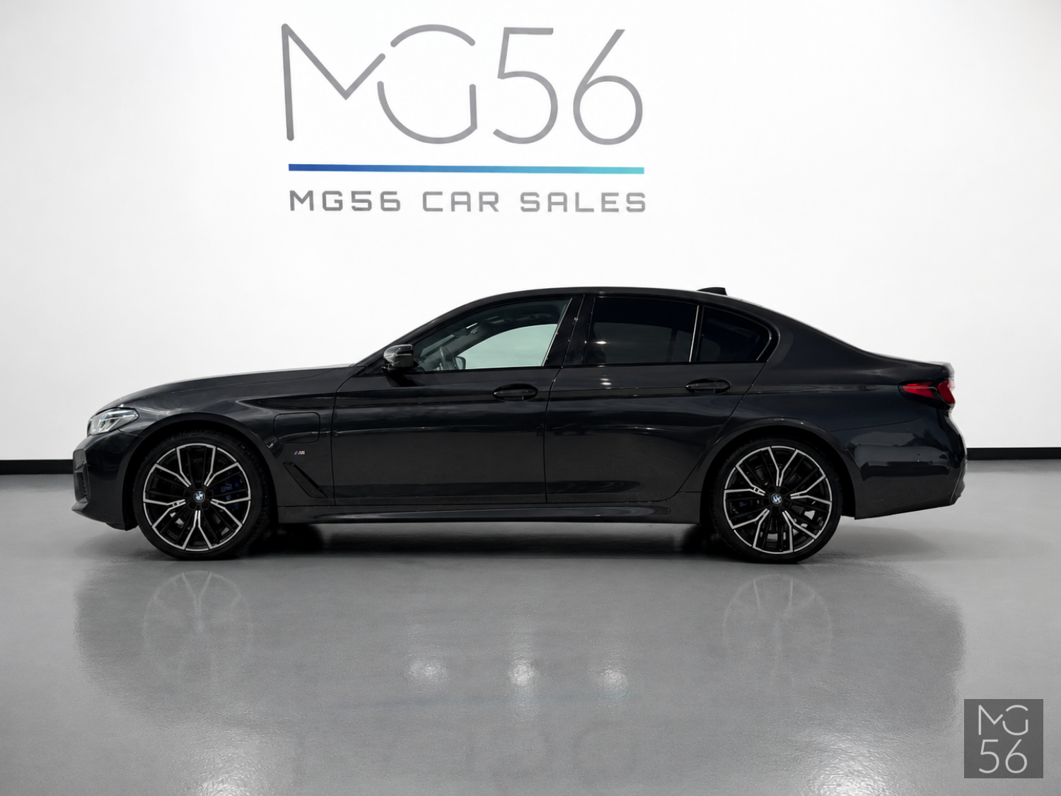 BMW 530e xDrive M Sport Laser (G30) Sophisto Grey Metallic - BMW