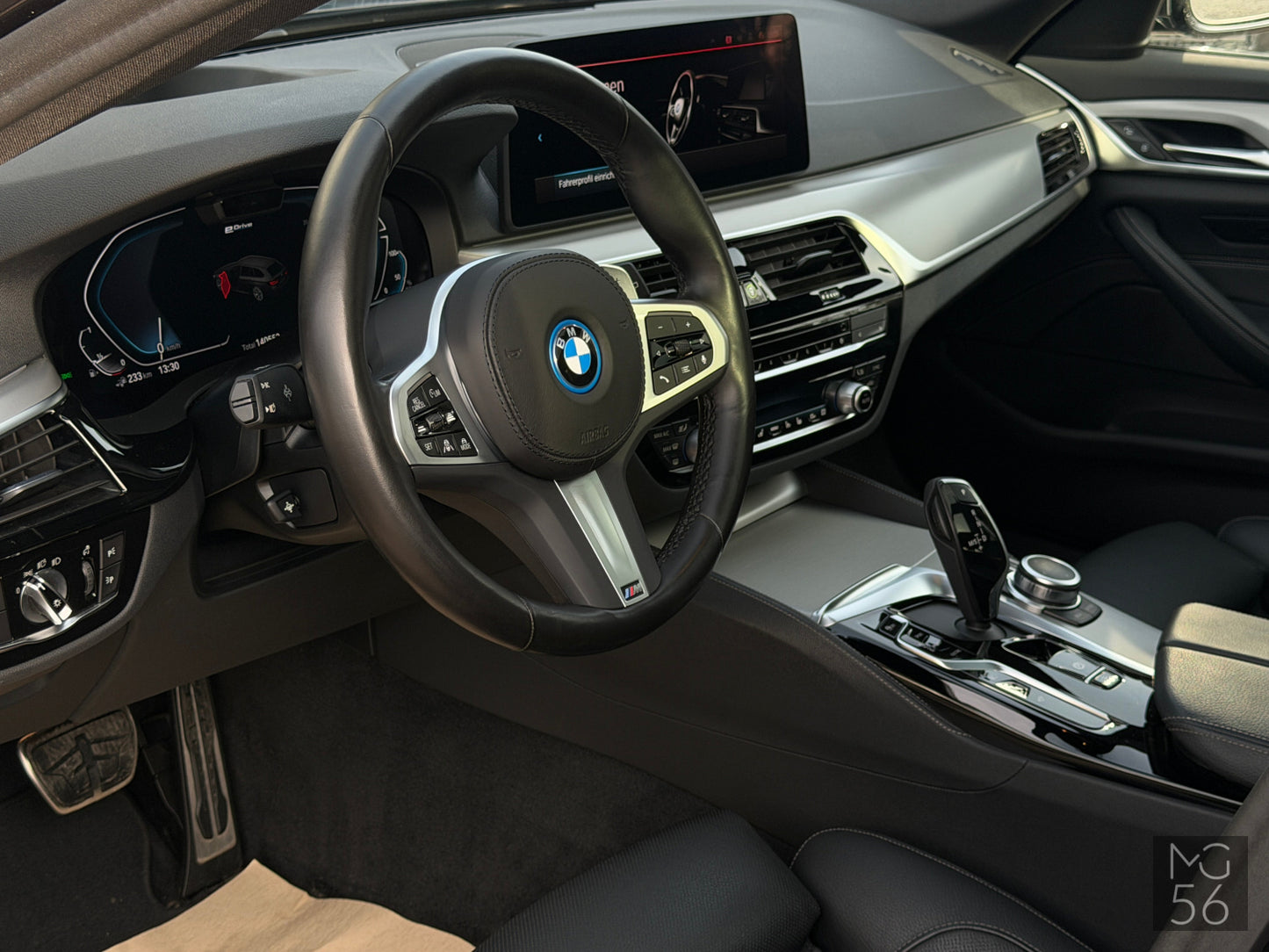 BMW 530e xDrive M-Sport Touring (G31) Sophisto Grey Brilliant Metallic BMW