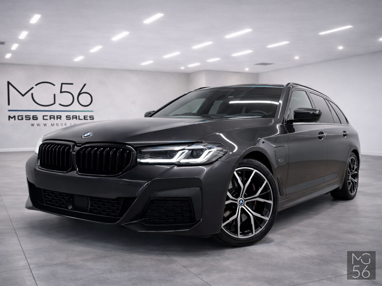 BMW 530e xDrive M-Sport Touring (G31) Sophisto Grey Brilliant Metallic BMW