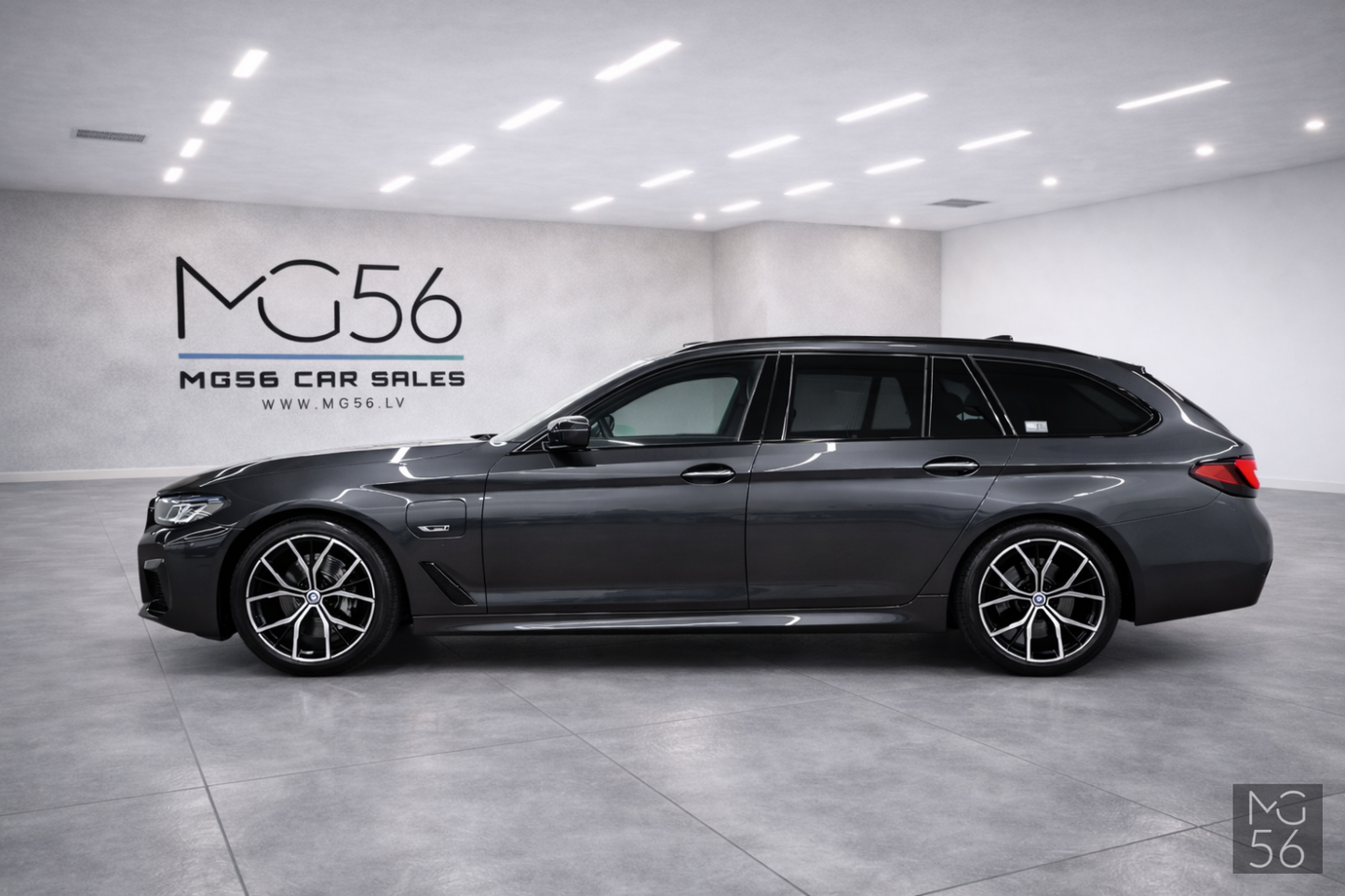 BMW 530e xDrive M-Sport Touring (G31) Sophisto Grey Brilliant Metallic BMW