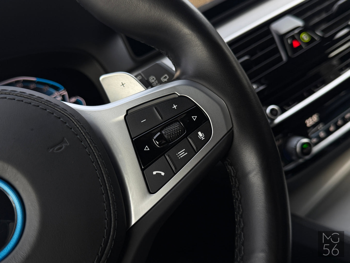 BMW 530e xDrive M-Sport Touring (G31) Sophisto Grey Brilliant Metallic BMW