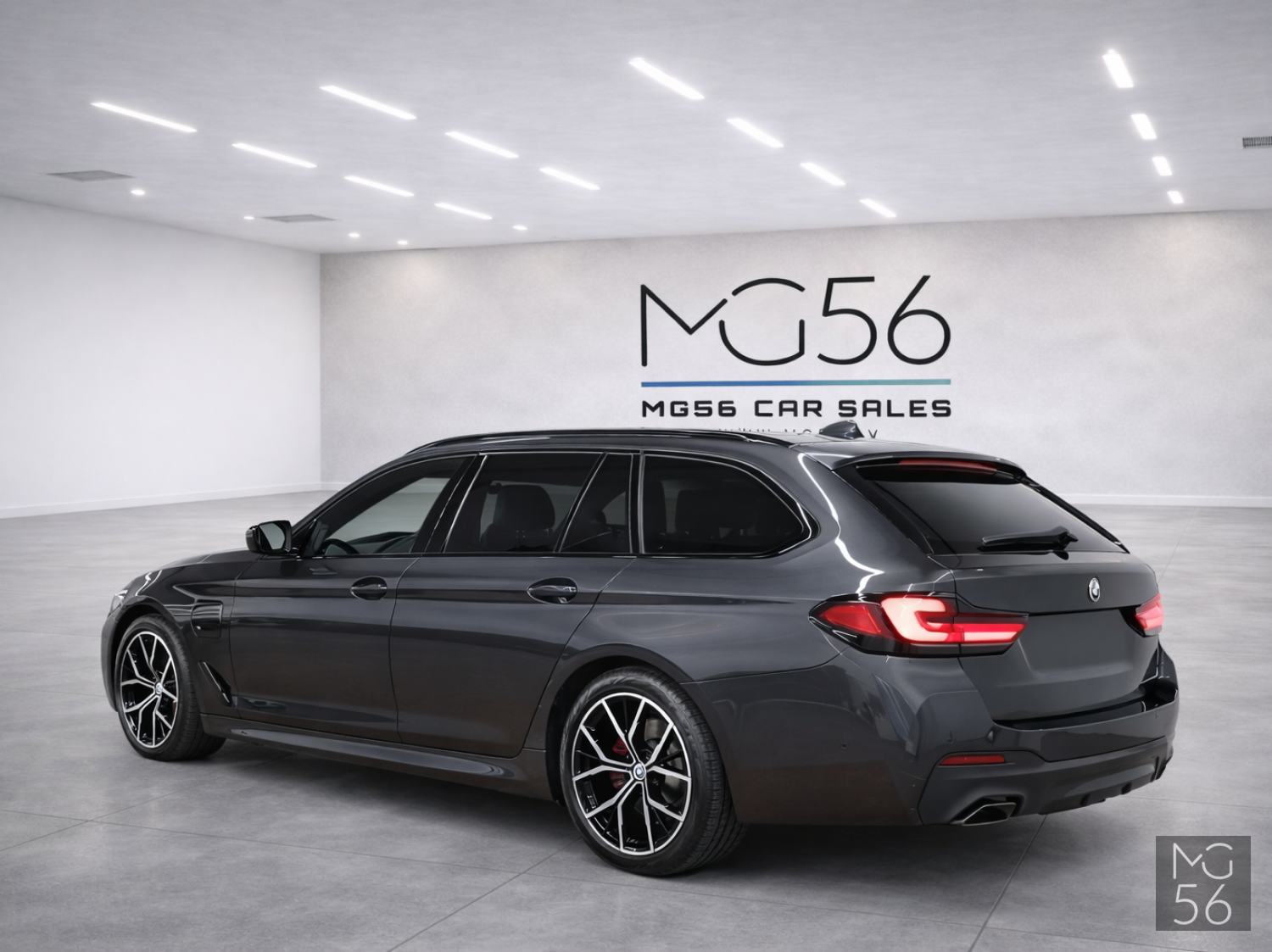 BMW 530e xDrive M-Sport Touring (G31) Sophisto Grey Brilliant Metallic BMW