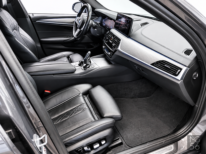 BMW 530e xDrive Touring G31 Plug-in Hybrid M Sport Exclusive Nappa Alvit Grey Metallic - BMW