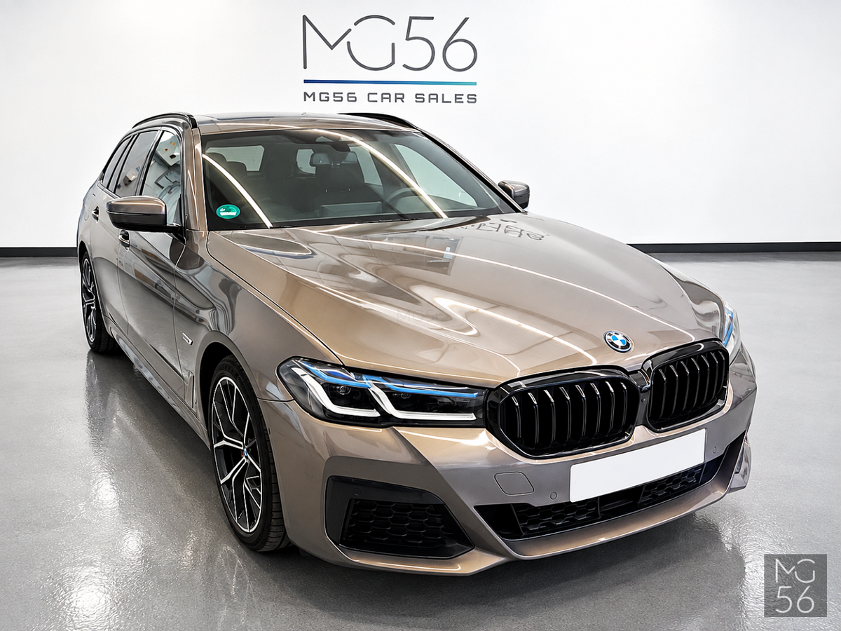 BMW 530e xDrive Touring G31 Plug-in Hybrid M Sport Exclusive Nappa Alvit Grey Metallic - BMW