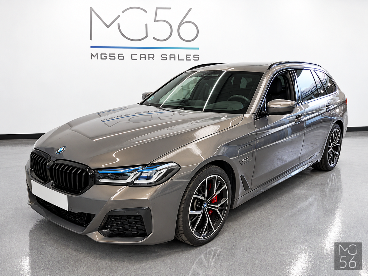 BMW 530e xDrive Touring G31 Plug-in Hybrid M Sport Exclusive Nappa Alvit Grey Metallic - BMW