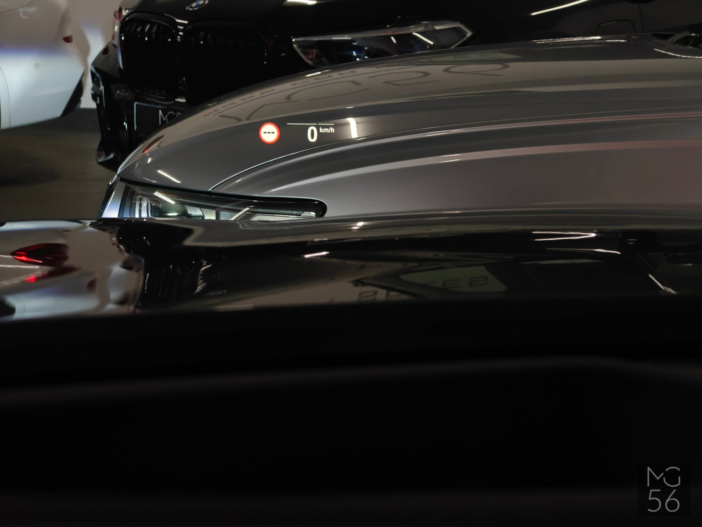 BMW 530e xDrive Touring Luxury Line Black Sapphire Metallic - BMW