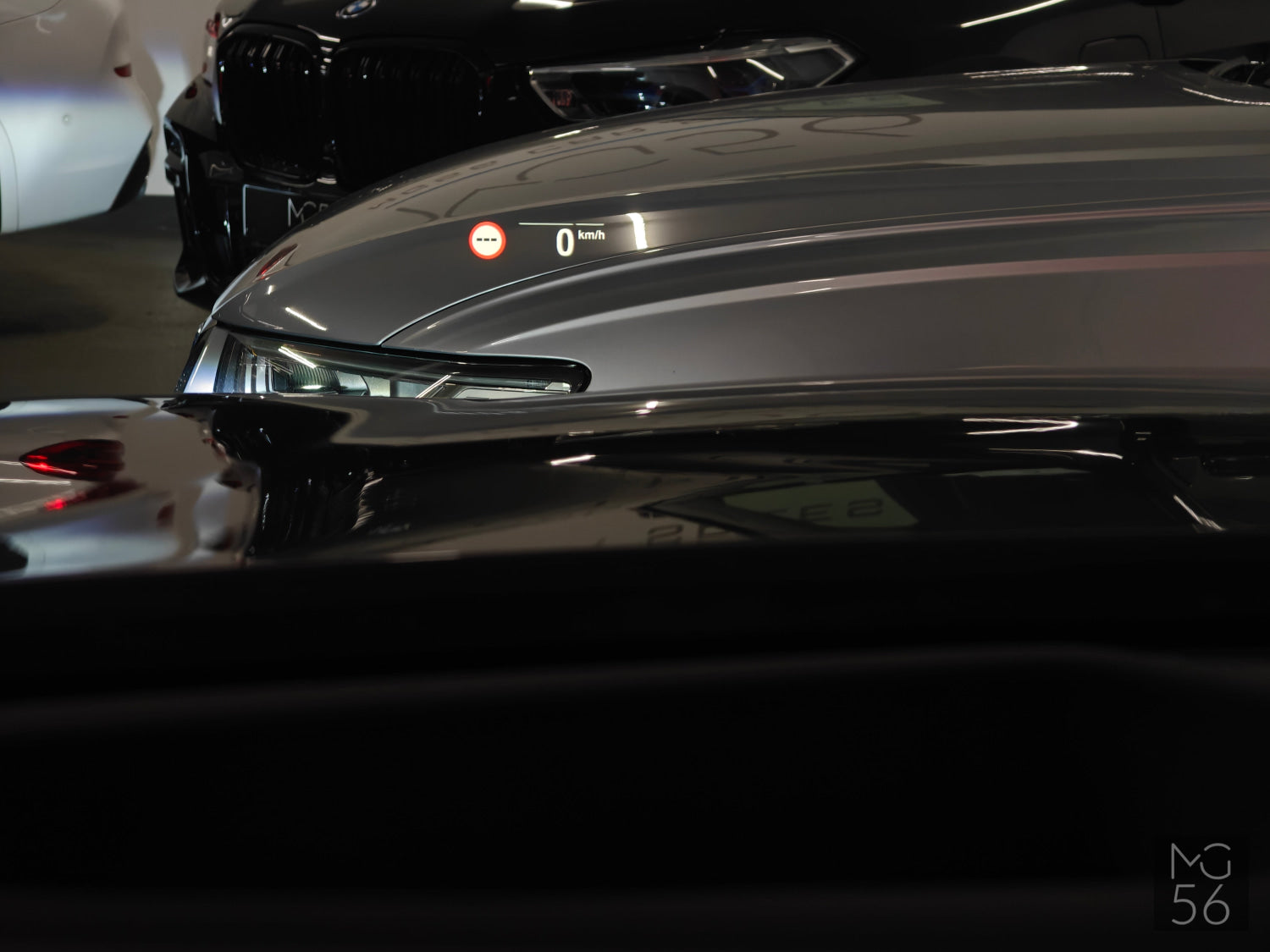 BMW 530e xDrive Touring Luxury Line Black Sapphire Metallic - BMW