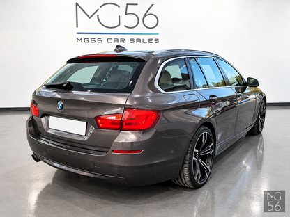 BMW 530i Touring F11 Rear Entertainment Havanna - BMW
