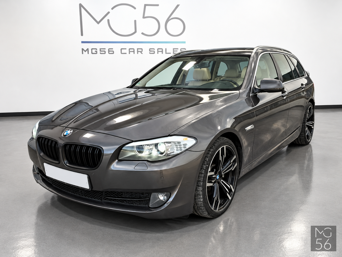 BMW 530i Touring F11 Rear Entertainment Havanna - BMW