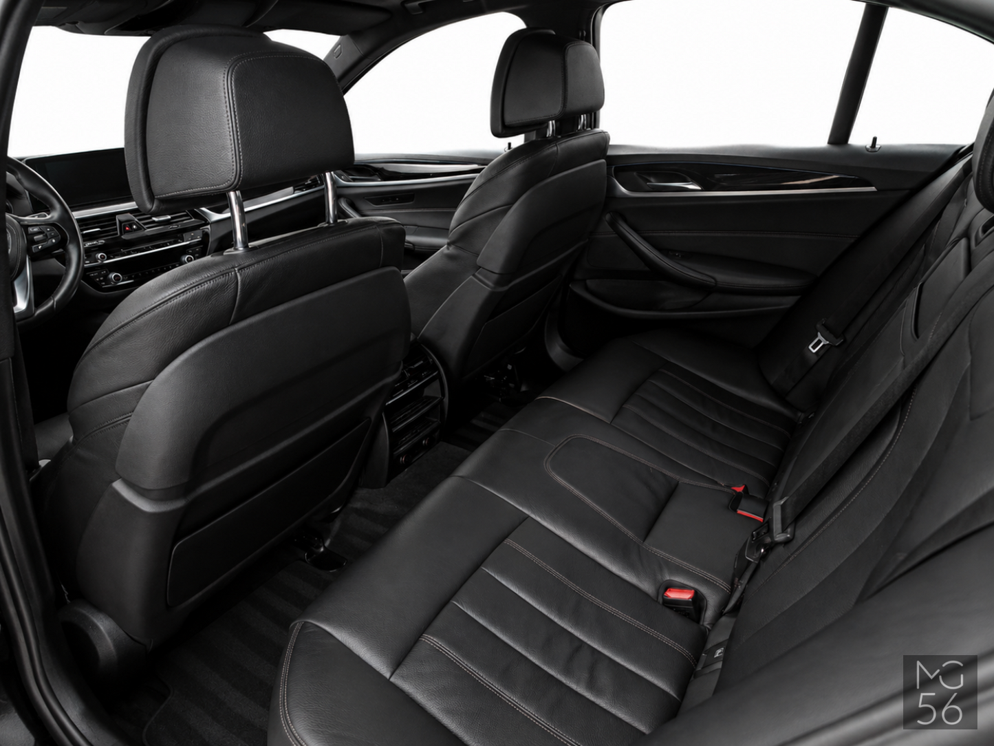 BMW 530i xDrive Luxury Line Black Sapphire Metallic - BMW