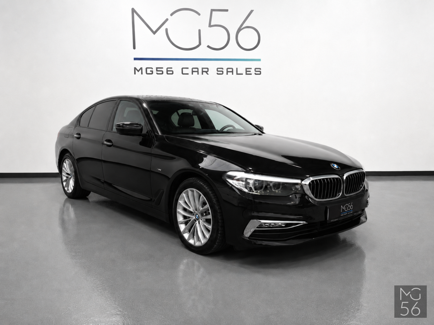 BMW 530i xDrive Luxury Line Black Sapphire Metallic - BMW