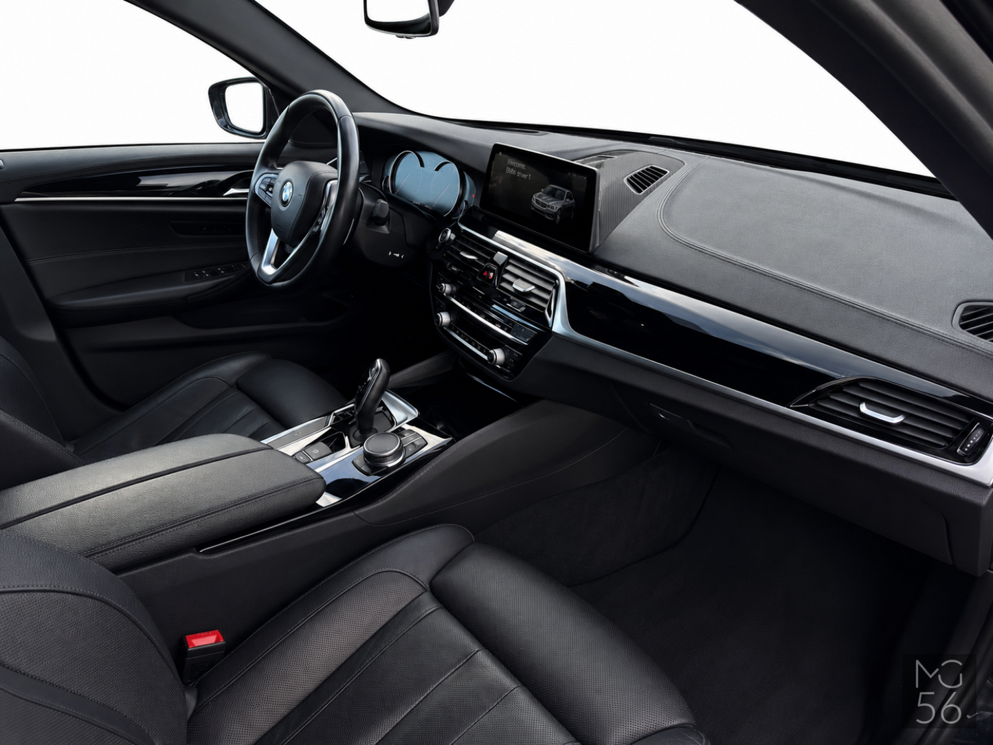 BMW 530i xDrive Luxury Line Black Sapphire Metallic - BMW