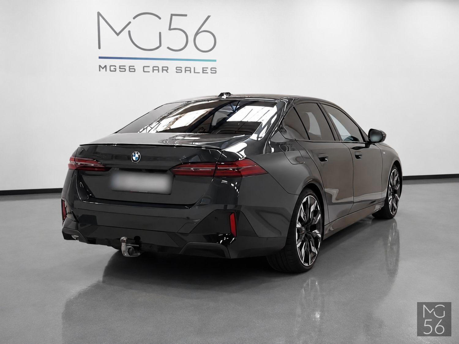 BMW 540d xDrive G60 M Sport Pro Iconic Glow Sophisto Grey Brilliant Metallic - BMW