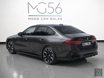 BMW 540d xDrive G60 M Sport Pro Iconic Glow Sophisto Grey Brilliant Metallic - BMW