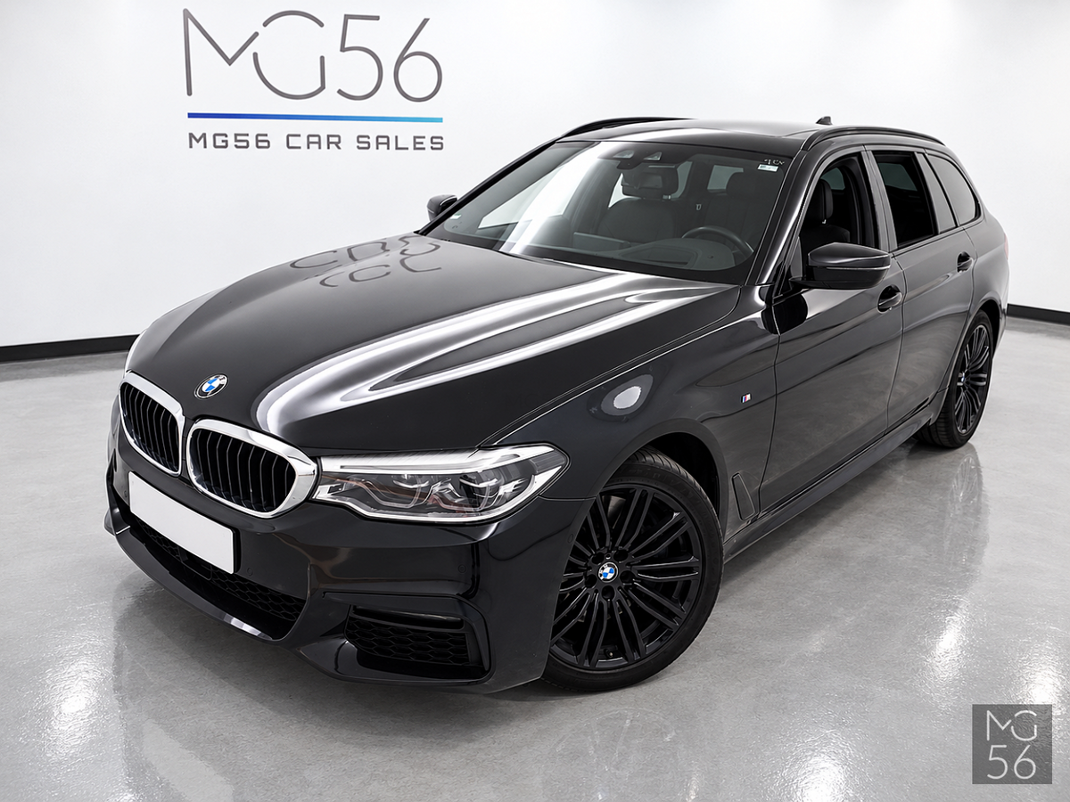 BMW 540i xDrive Touring G31 M Sport Harman/Kardon Black Sapphire Metallic - BMW