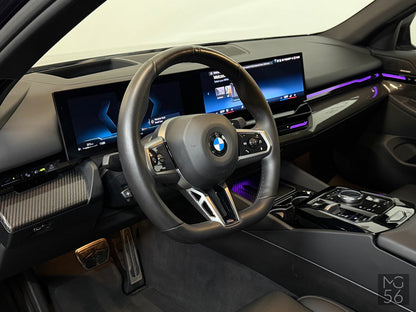 BMW G60 520i MHEV 218hp M-Sport Package Pro Black BMW