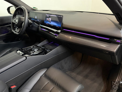 BMW G60 520i MHEV 218hp M-Sport Package Pro Black BMW