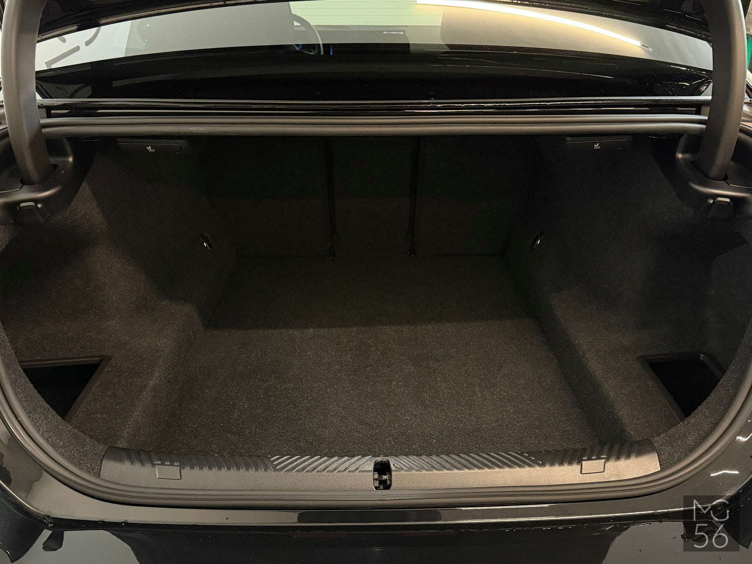 BMW G60 520i MHEV 218hp M-Sport Package Pro Black BMW