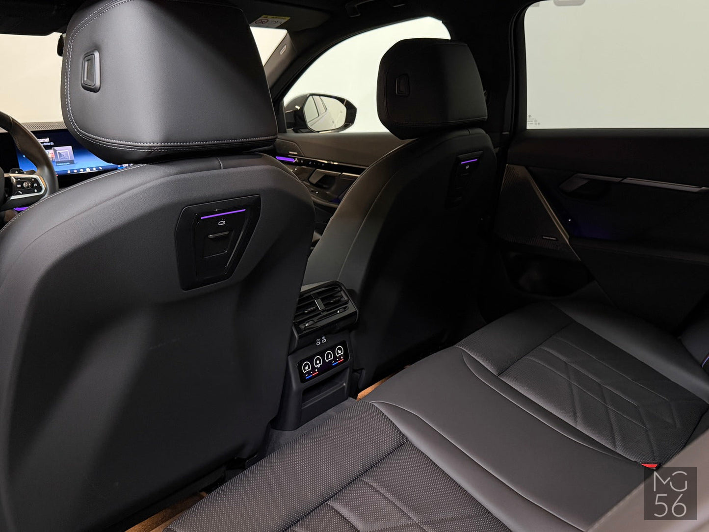 BMW G60 520i MHEV 218hp M-Sport Package Pro Black BMW