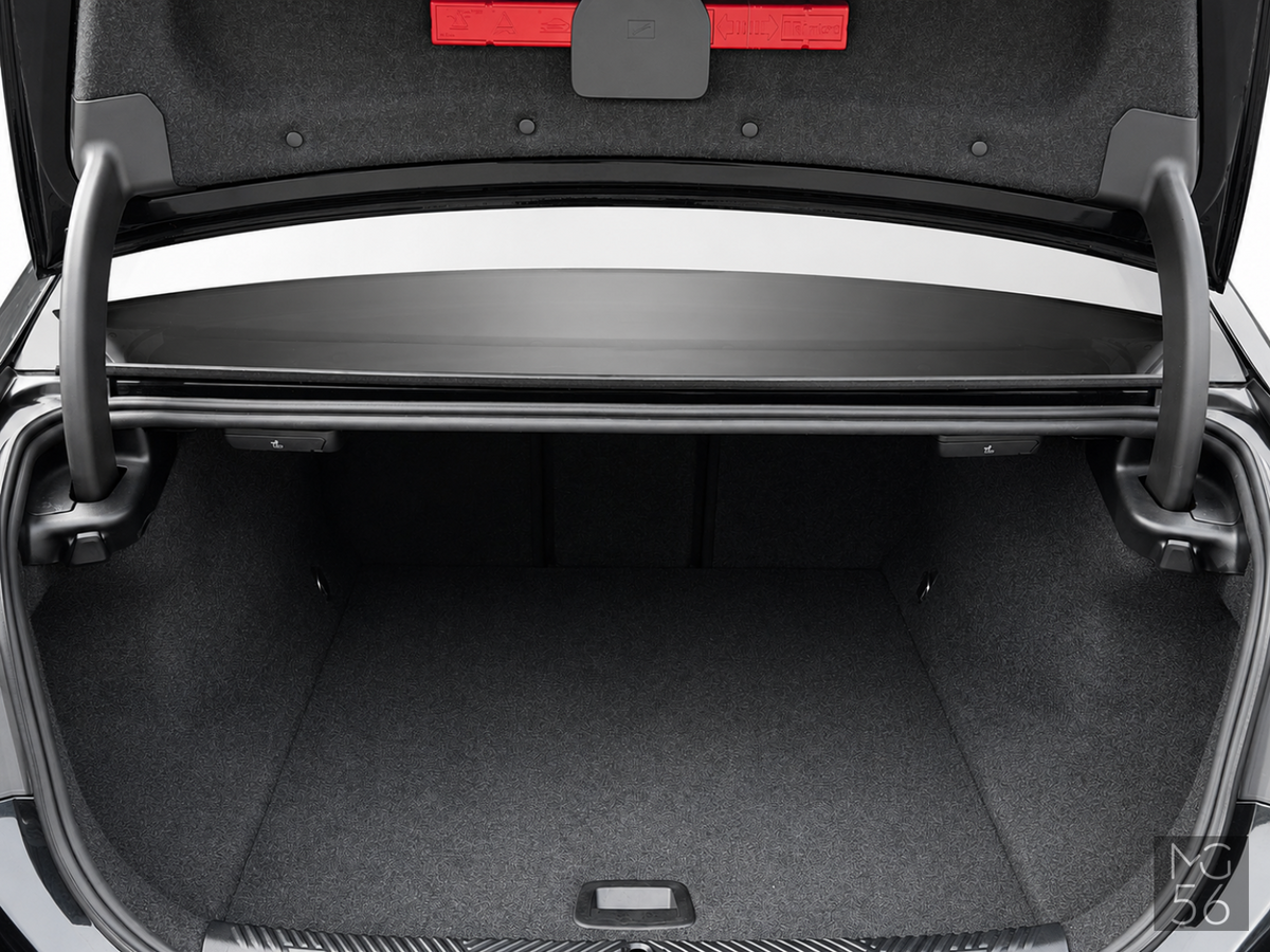 BMW i5 xDrive40 G60 M Sport Adaptive Suspension Pro Black Sapphire Metallic - BMW