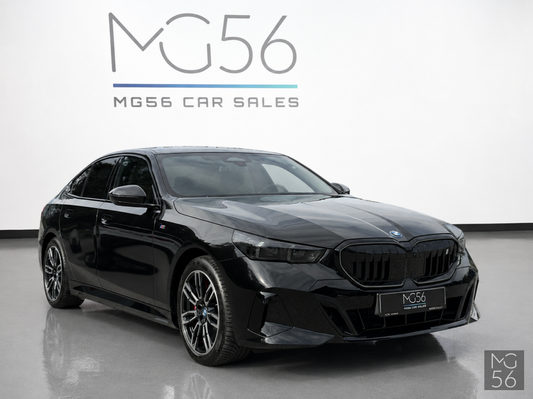 BMW i5 xDrive40 G60 M Sport Pro Iconic Glow Black Sapphire Metallic - BMW