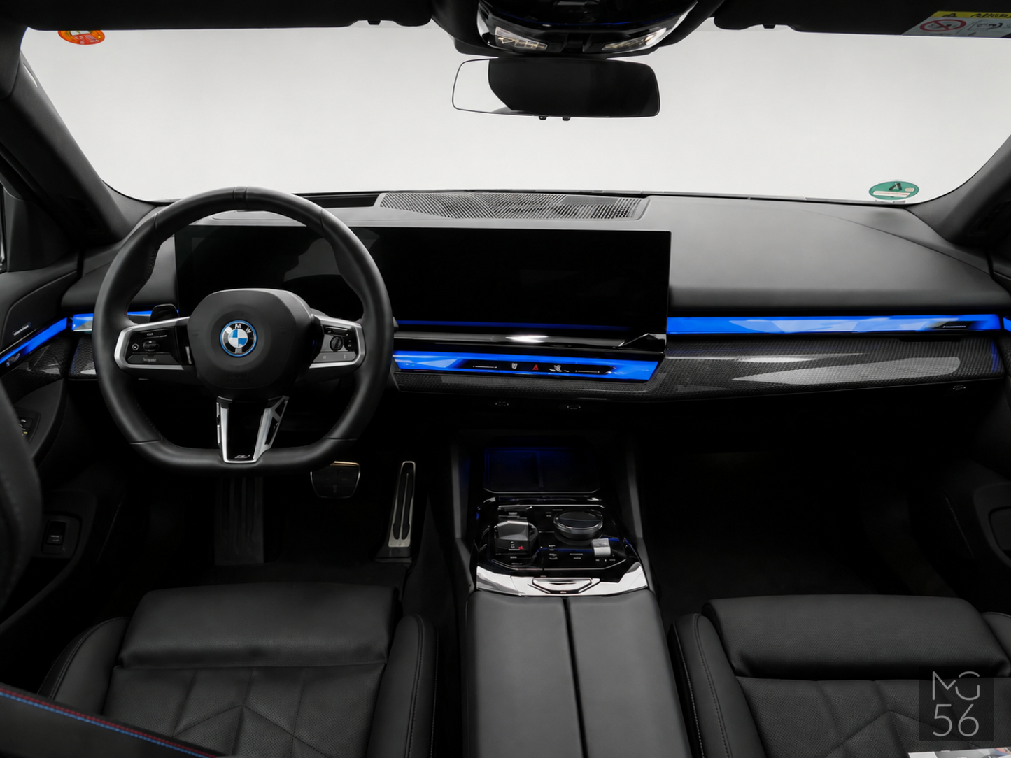 BMW i5 xDrive40 G60 M Sport Pro Iconic Glow Black Sapphire Metallic - BMW