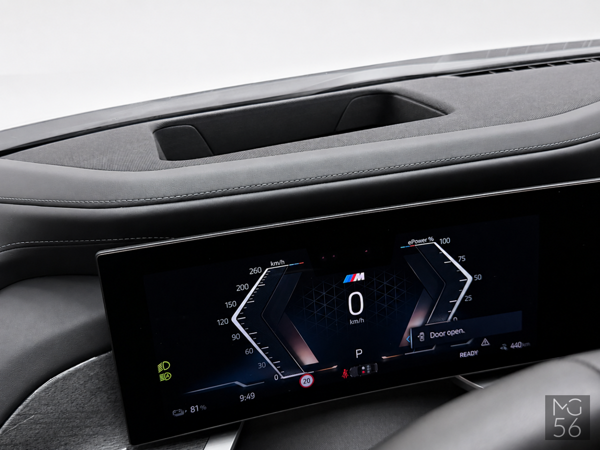 BMW i7 xDrive60 G70 400 kW M Sport Executive Lounge Bowers & Wilkins Diamond Surround Sound System 4s Oxide Grey II