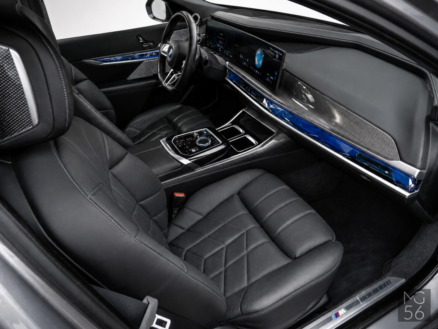 BMW i7 xDrive60 G70 400 kW M Sport Executive Lounge Bowers & Wilkins Diamond Surround Sound System 4s Oxide Grey II
