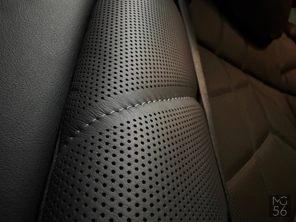 BMW i7 xDrive60 G70 400 kW M Sport Executive Lounge Bowers & Wilkins Diamond Surround Sound System 4s Oxide Grey II