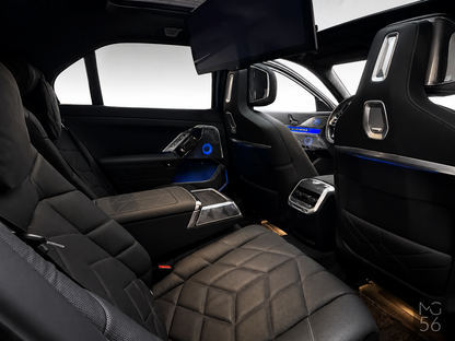 BMW i7 xDrive60 G70 400 kW M Sport Executive Lounge Bowers & Wilkins Diamond Surround Sound System 4s Oxide Grey II