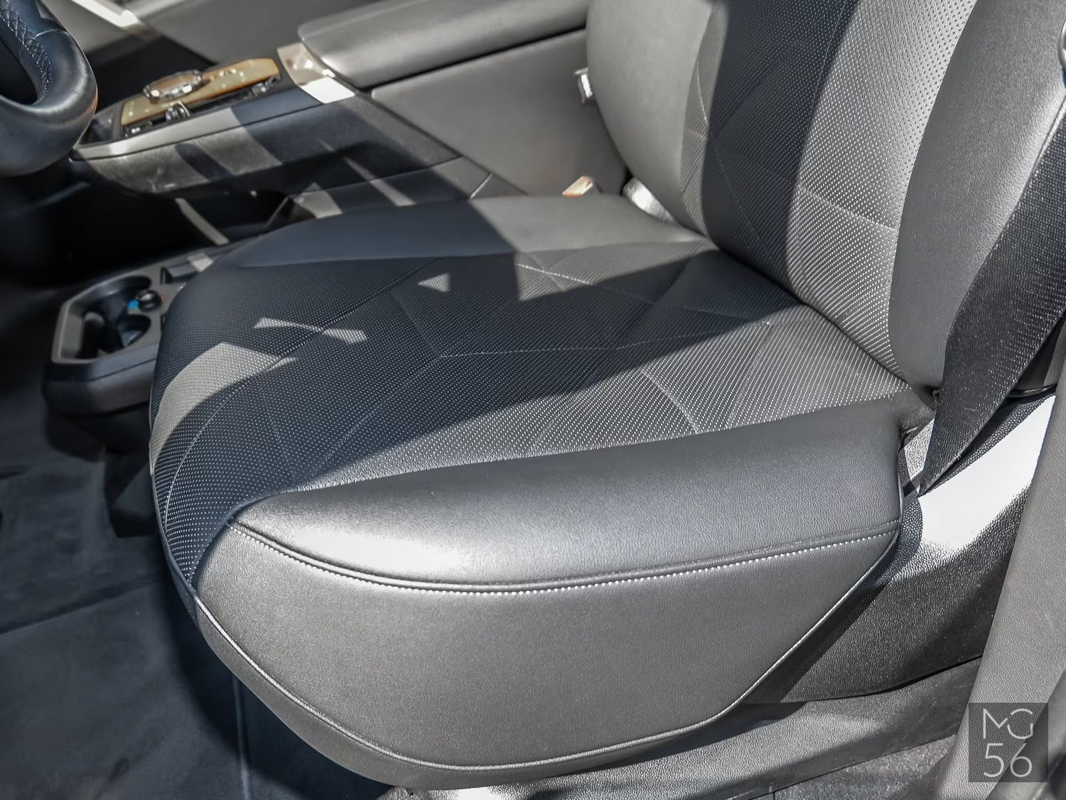 BMW iX 40 x-Drive M-Sport Package Mineralweiss Soft Close BMW