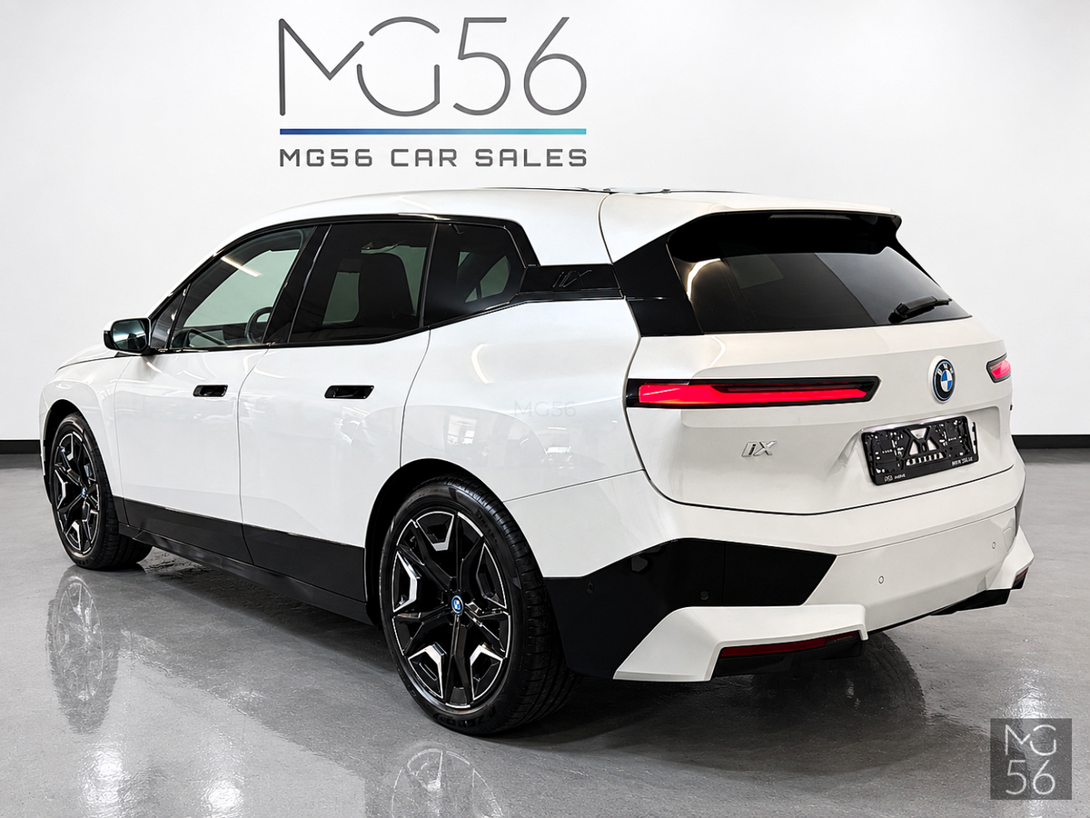 BMW iX 50 M-Sport Package x-Drive - BMW