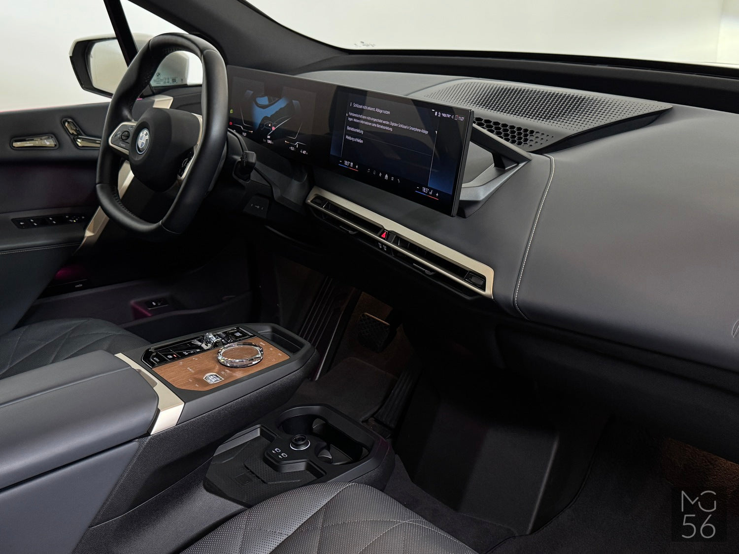 BMW iX 50 M-Sport Package x-Drive BMW