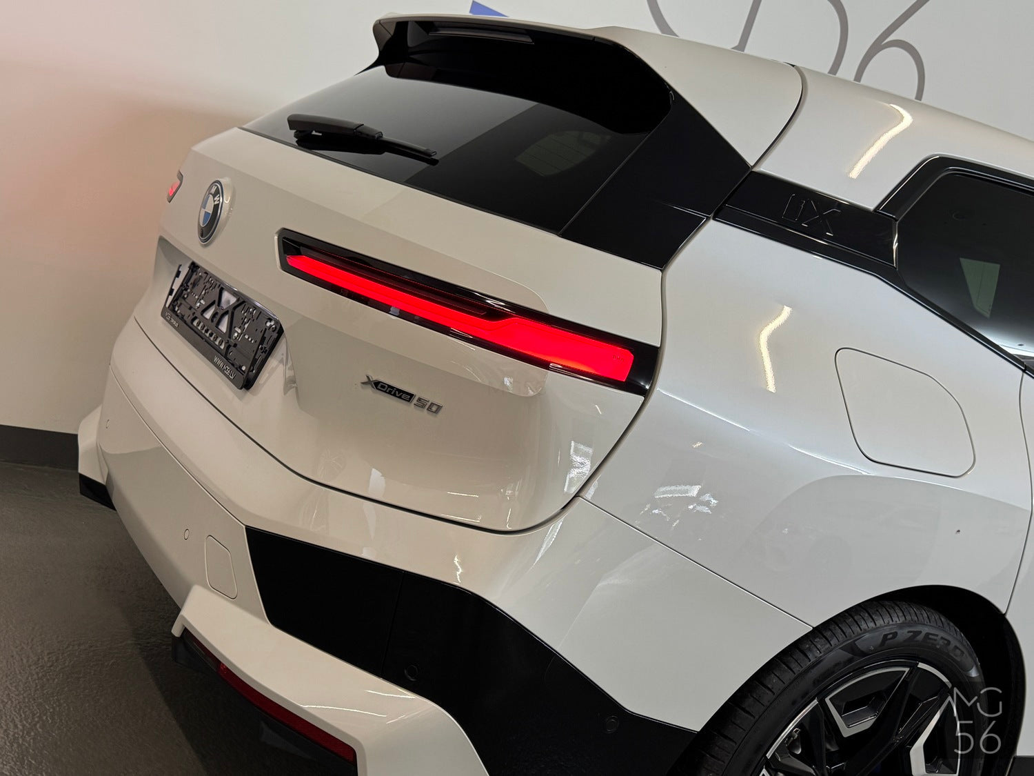 BMW iX 50 M-Sport Package x-Drive BMW