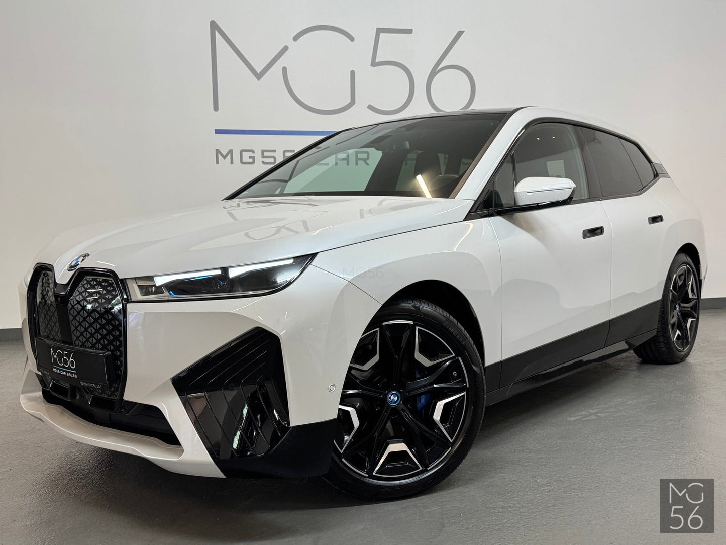 BMW iX 50 M-Sport Package x-Drive BMW