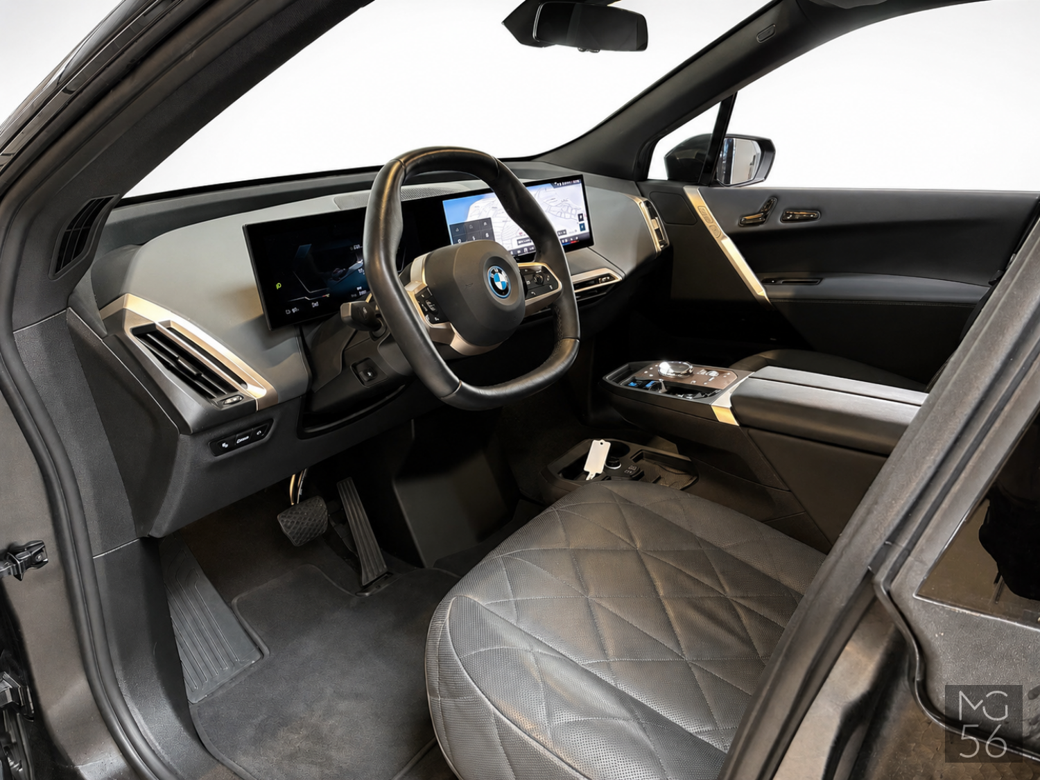 BMW iX xDrive40 I20 240kW Sky Lounge Sophisto Grey Brilliant Metallic - BMW