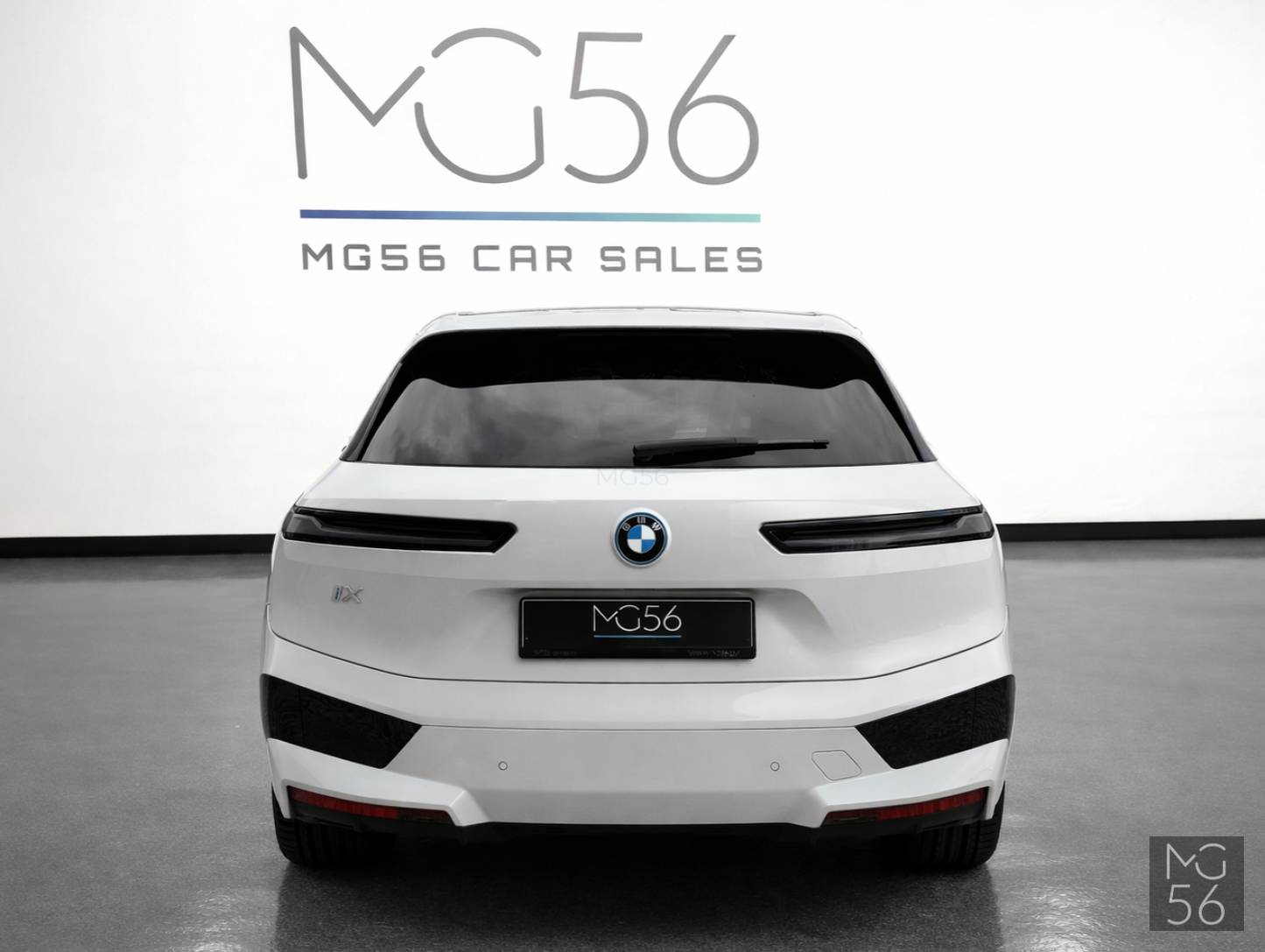 BMW iX xDrive40 Sky Lounge Laserlight High Spec - BMW