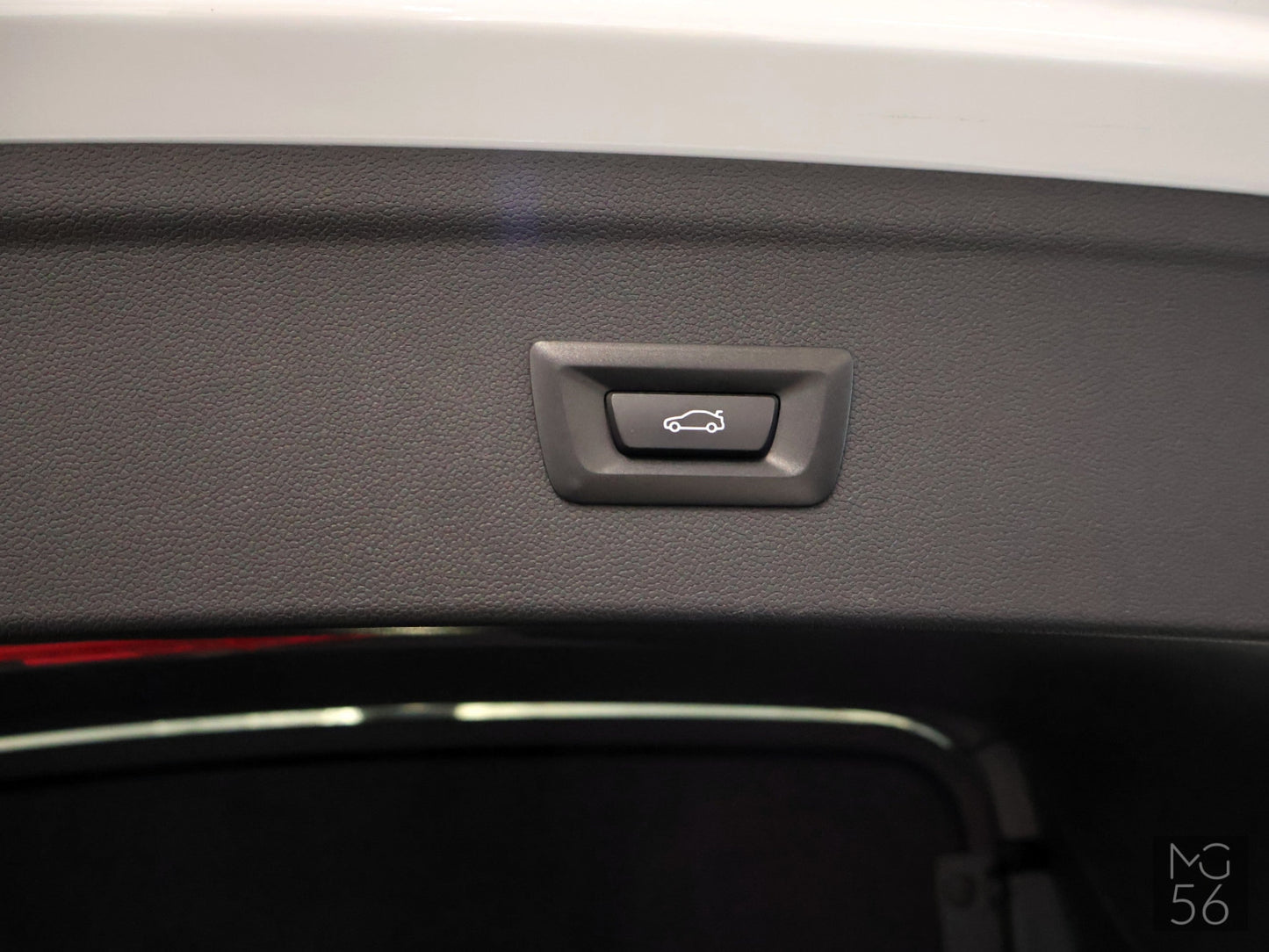 BMW iX xDrive40 Sky Lounge Laserlight High Spec - BMW