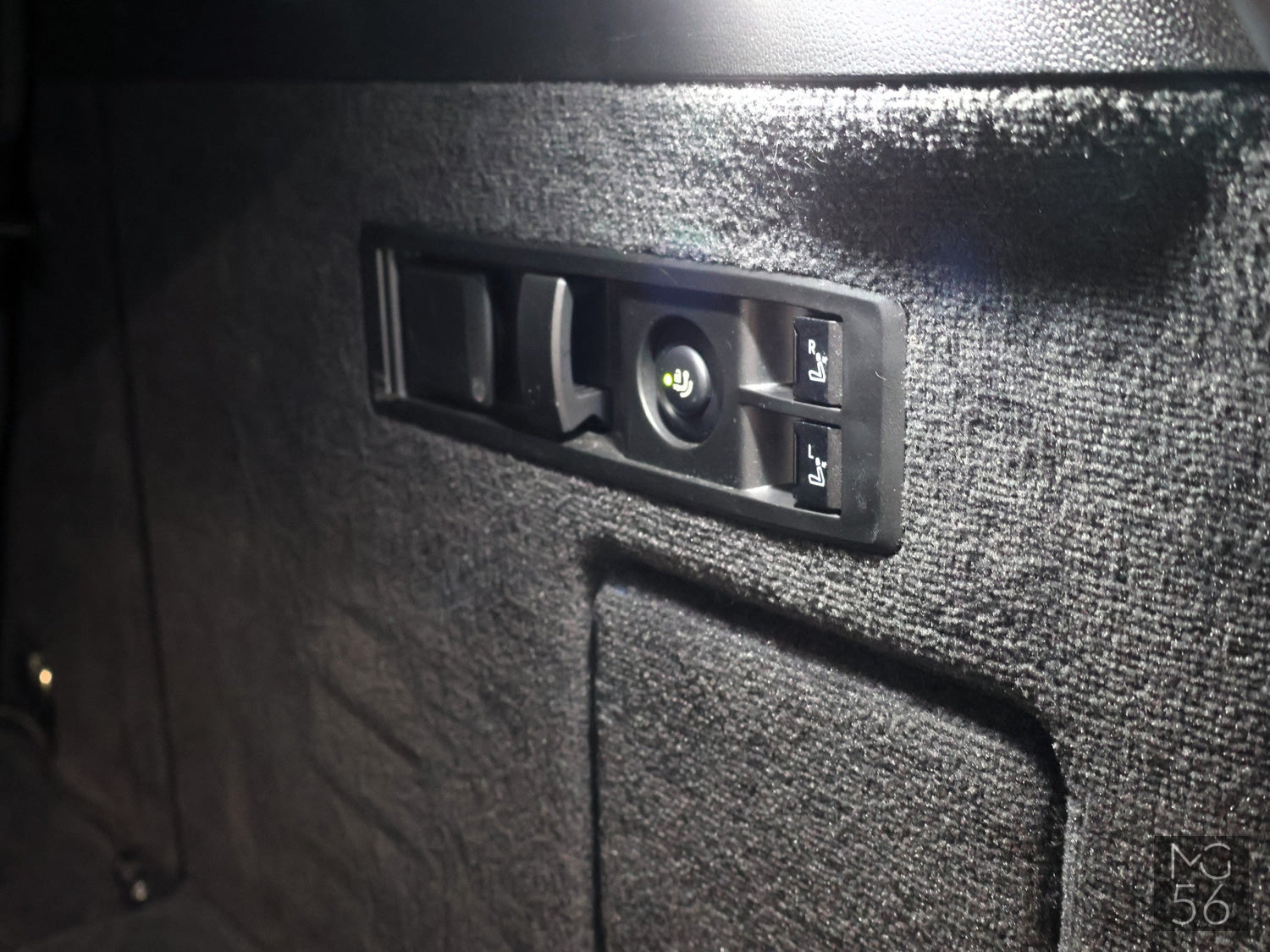 BMW iX xDrive40 Sky Lounge Laserlight High Spec - BMW