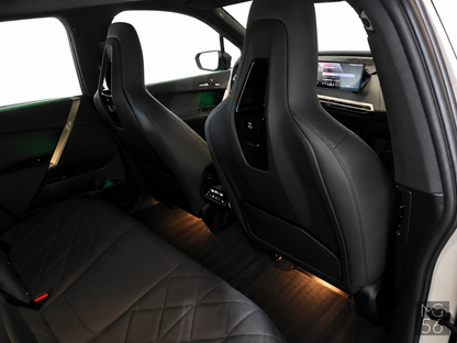 BMW iX xDrive40 Sport Package Sky Lounge Soft-Close Black Sapphire Metallic - BMW