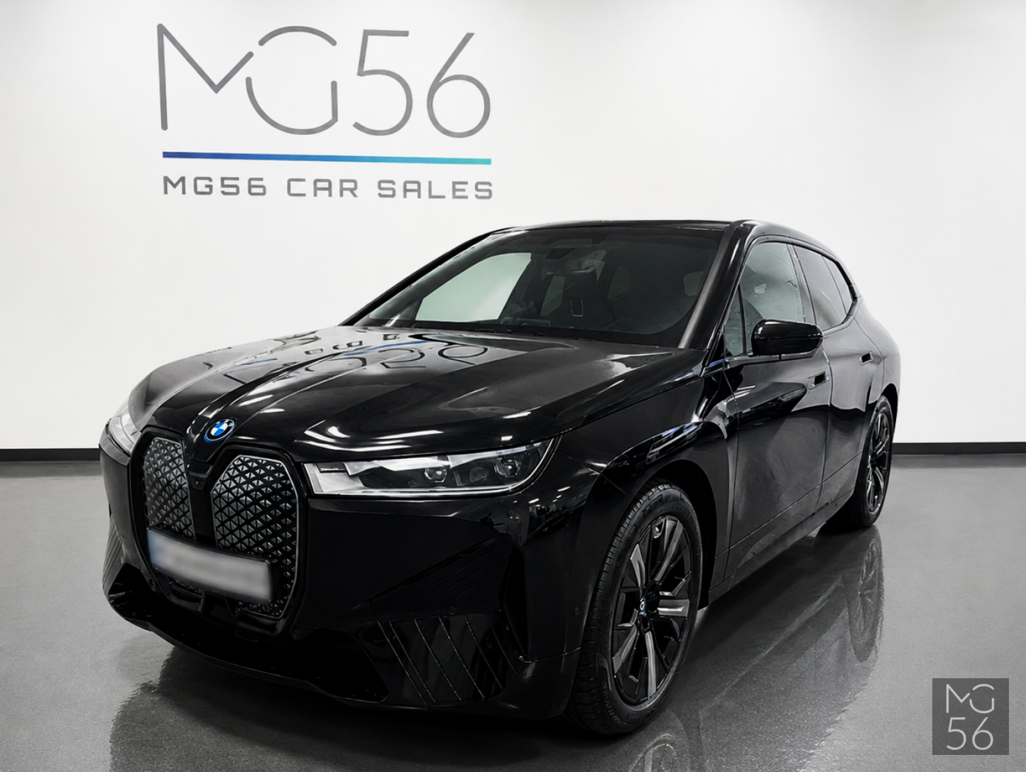 BMW iX xDrive40 Sport Package Sky Lounge Soft-Close Harman/Kardon Black Sapphire Metallic - BMW