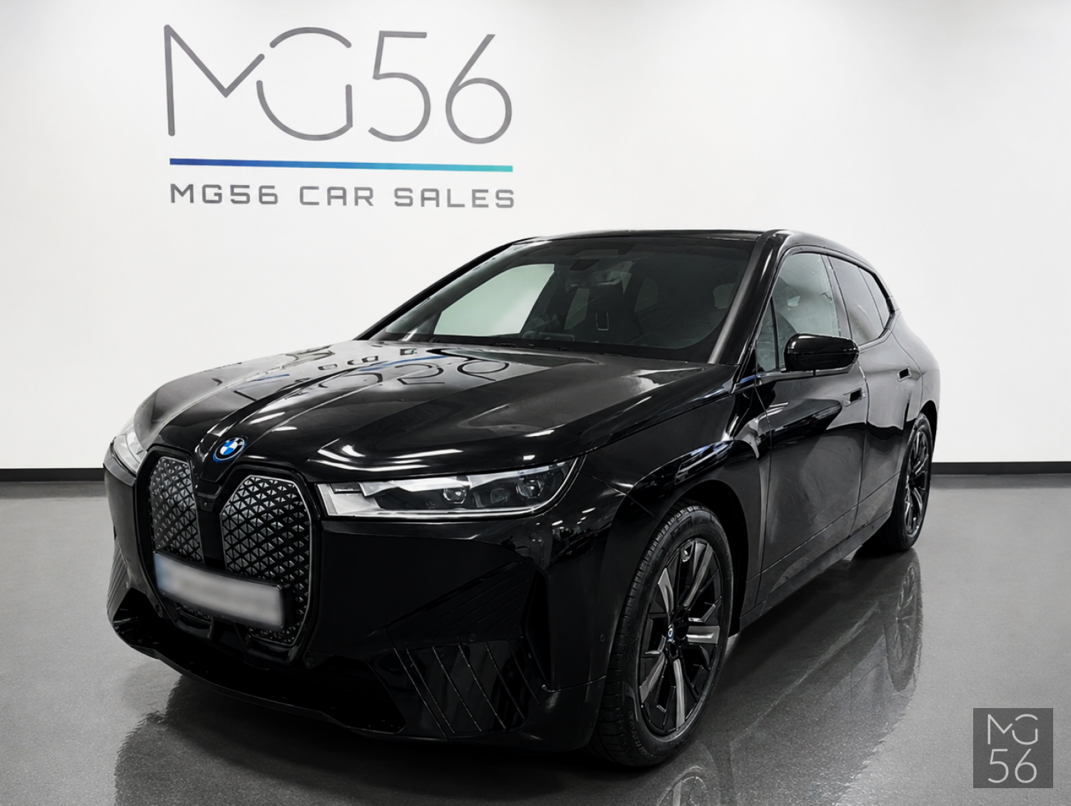 BMW iX xDrive40 Sport Package Sky Lounge Soft-Close Harman/Kardon Black Sapphire Metallic - BMW