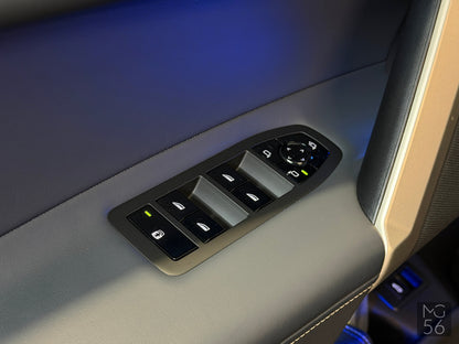 BMW iX xDrive40 Sport Package Sky Lounge Soft-Close Harman/Kardon Black Sapphire Metallic - BMW