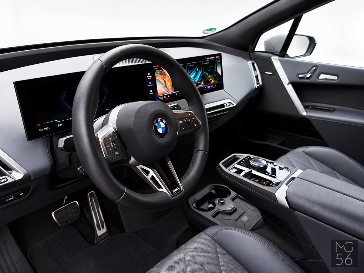 BMW iX xDrive45 I20 Individual M Sport Pro Sky Lounge Dune Grey Metallic - BMW