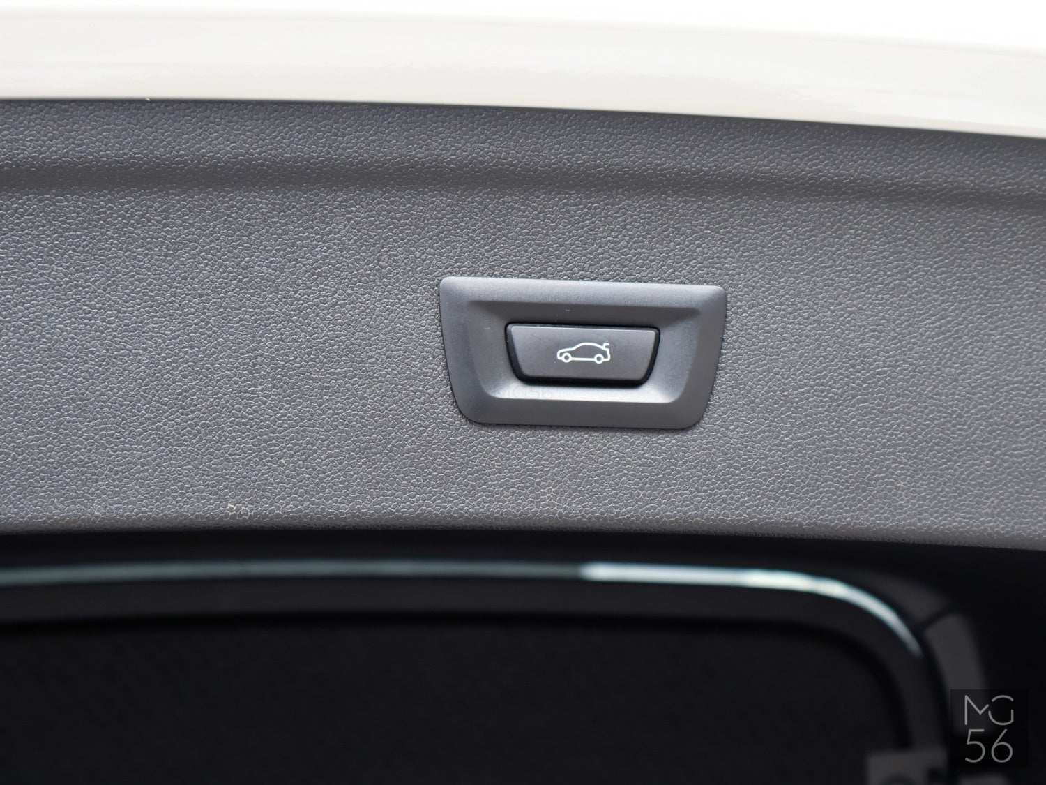 BMW iX xDrive50 Luxury Electric Flagship Bowers & Wilkins Air Suspension - BMW