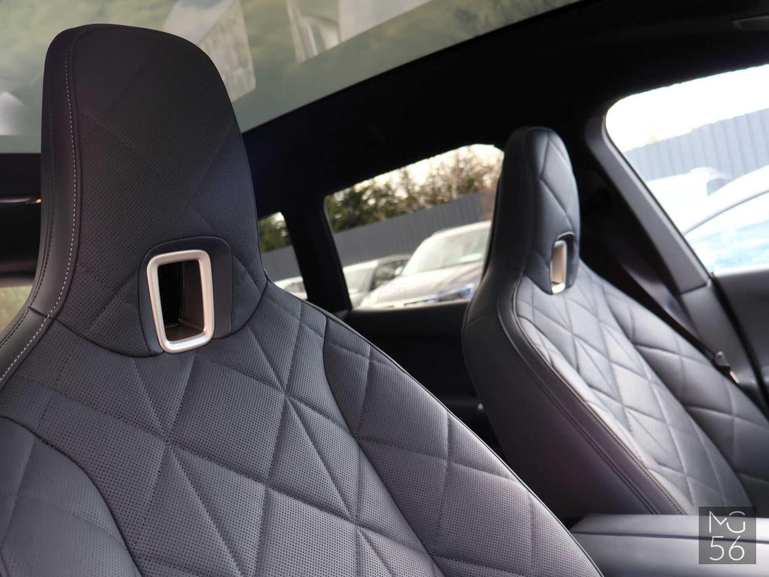 BMW iX xDrive50 Luxury Electric Flagship Bowers & Wilkins Air Suspension - BMW