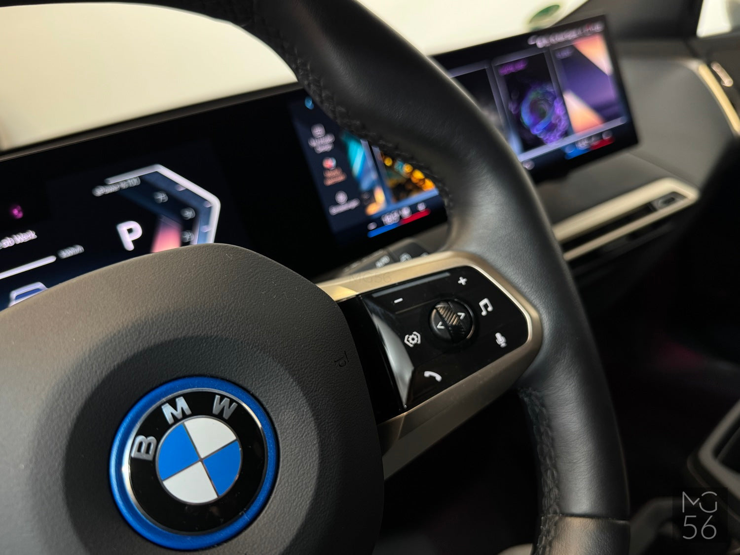 BMW iX xDrive50 Sport Package Full Options Mineral-weiss Metallic - BMW