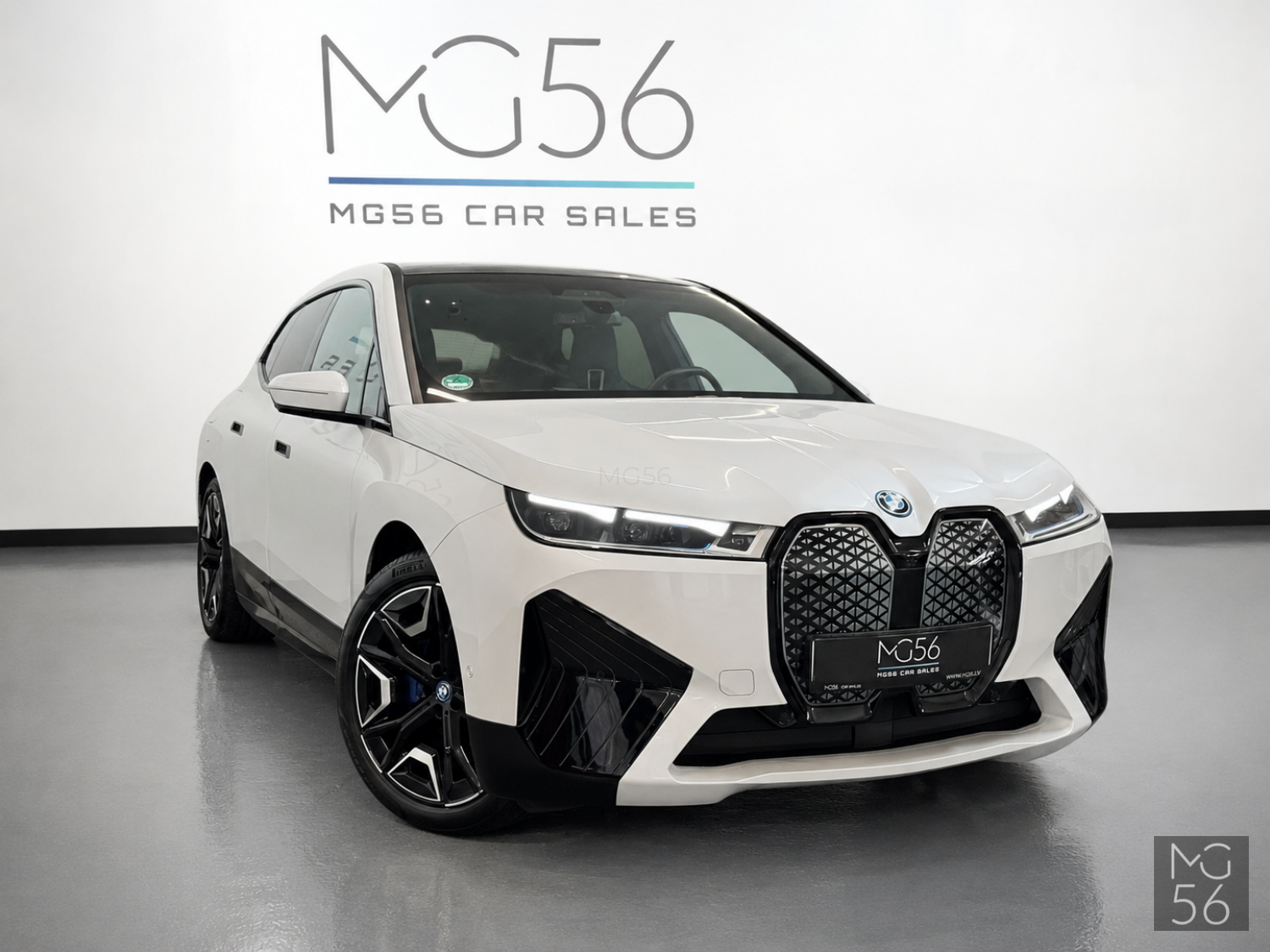 BMW iX xDrive50 Sport Package Full Options Mineral-weiss Metallic - BMW